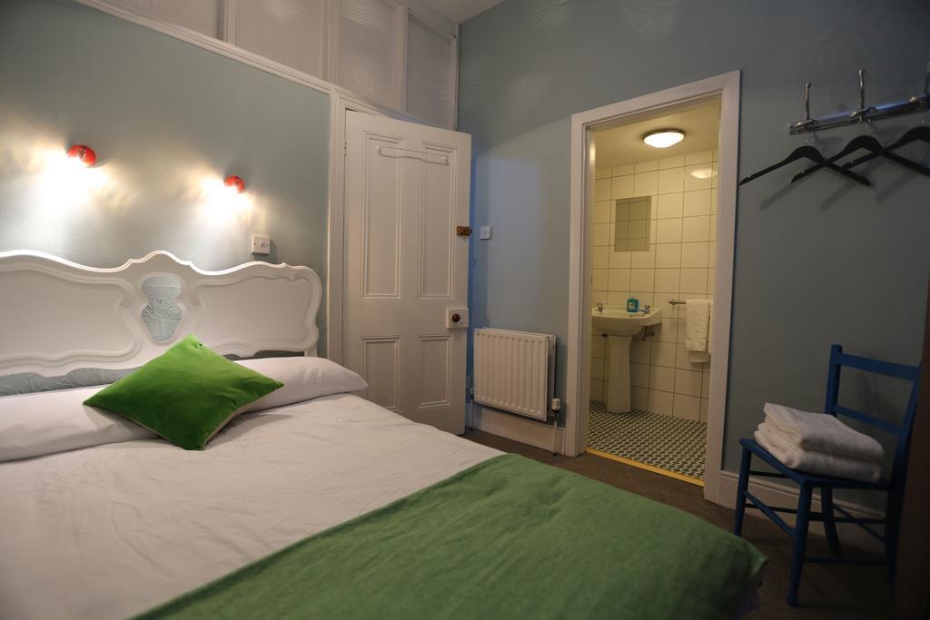 Rolling Wave Guesthouse Бундоран Стая снимка