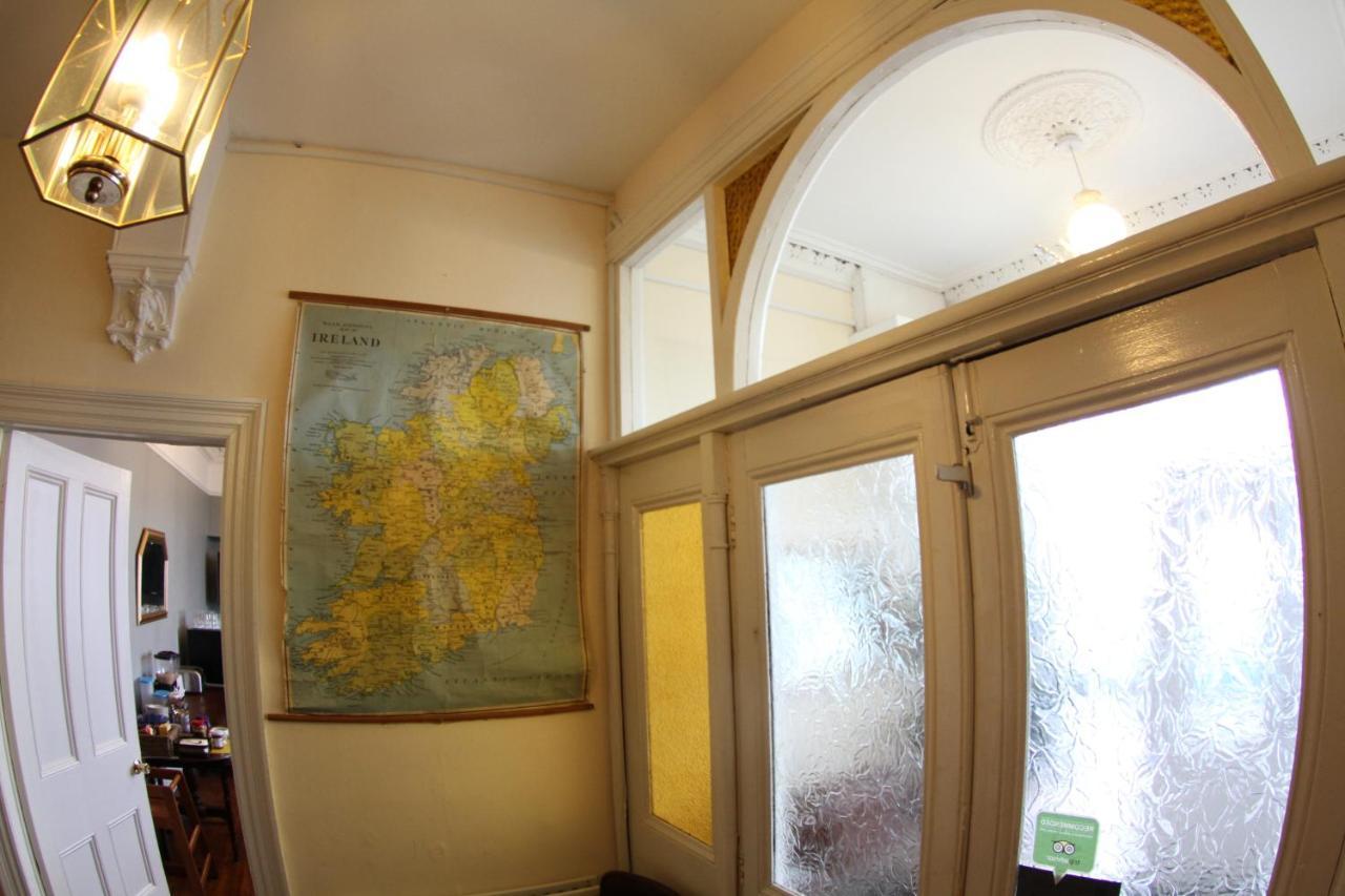 Rolling Wave Guesthouse Бундоран Екстериор снимка